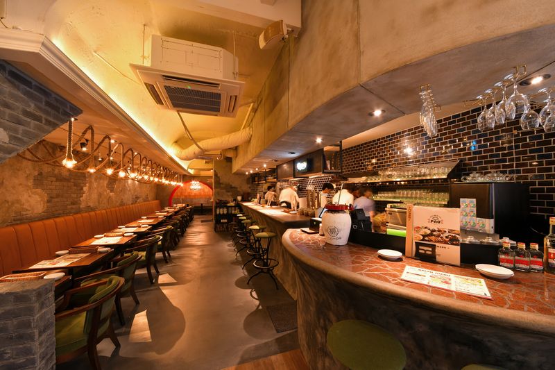 隠れ家的なインテリア