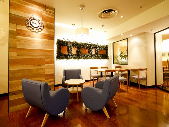 木の温もりと緑のやすらぎ