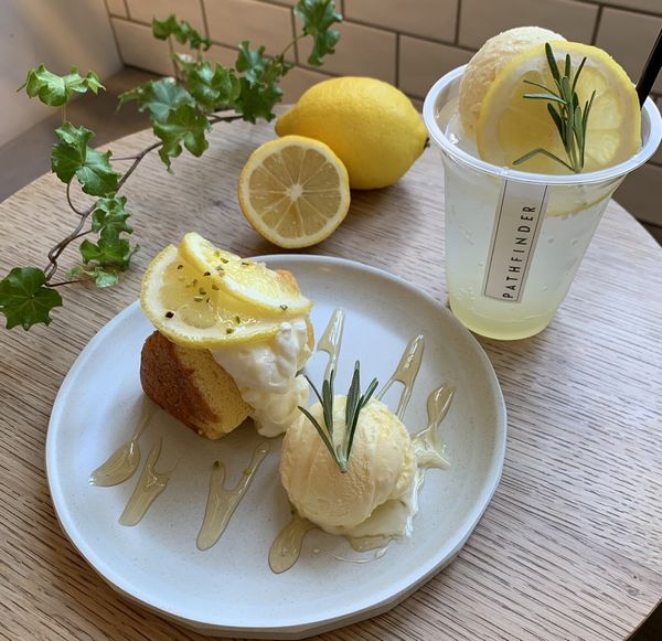 ハニーレモンのシフォンケーキ