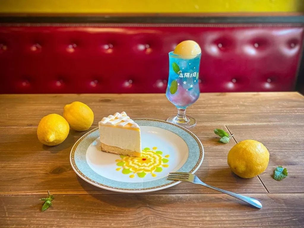 cafe太陽の塔のレアチーズケーキ