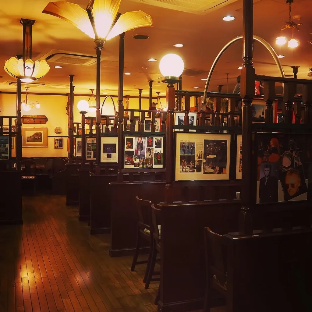 半個室のロンドンティールーム堂島本店