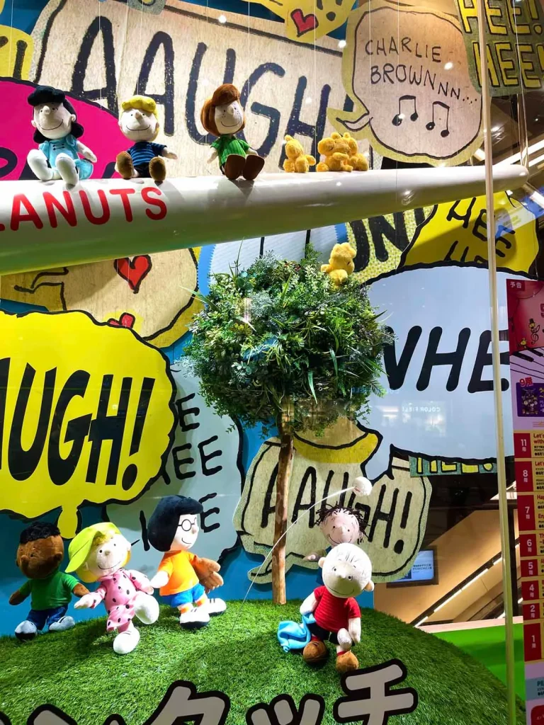 阪急うめだ本店のショーウインドー