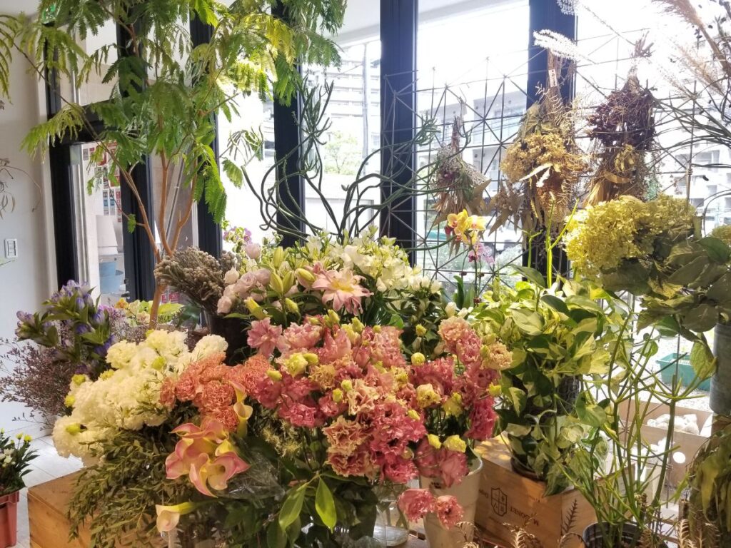 市川園芸の店内の様子