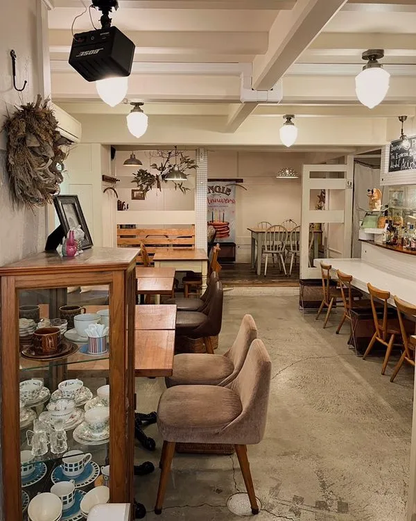 アンジー店内内観