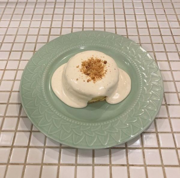 アンジーのマカデミアナッツパンケーキ