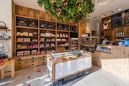 あらりんおご。の内観