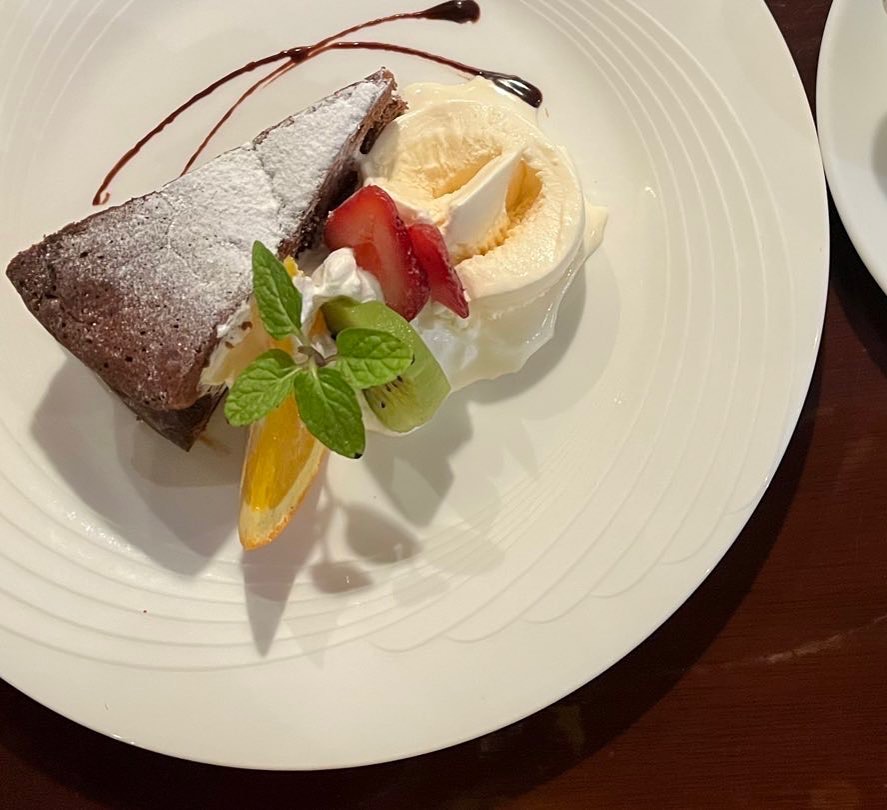 MOKUBA’sTavernのチョコレートケーキ