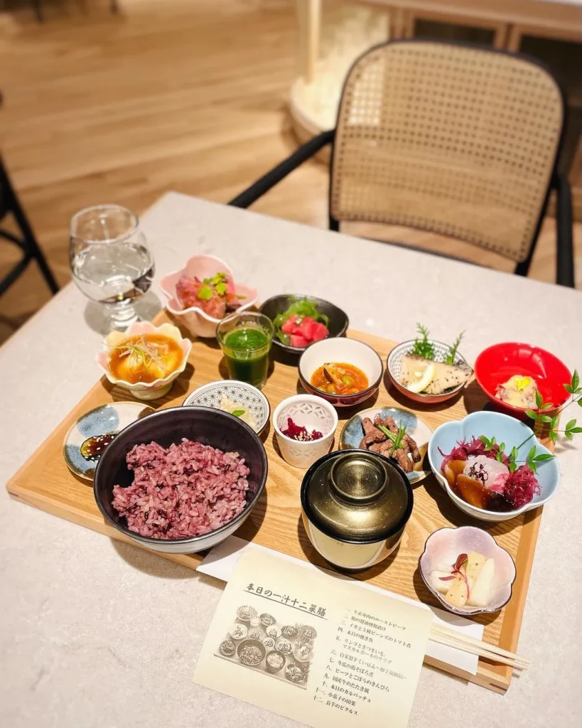 グランフロント大阪のおぼん食堂16