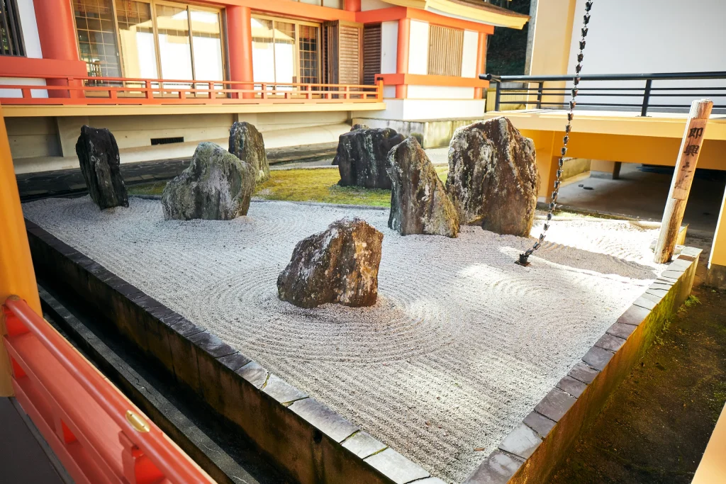 重森三玲が手掛けた即興之庭