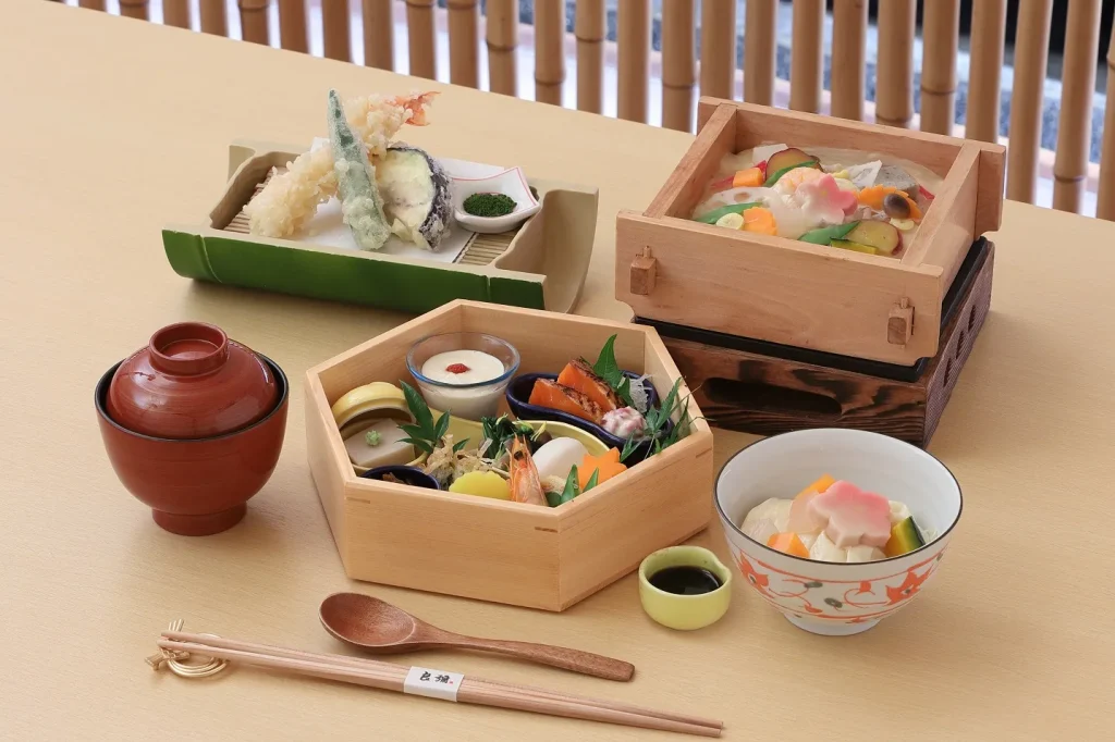 良彌奥の庭「生湯葉せいろ蒸し」