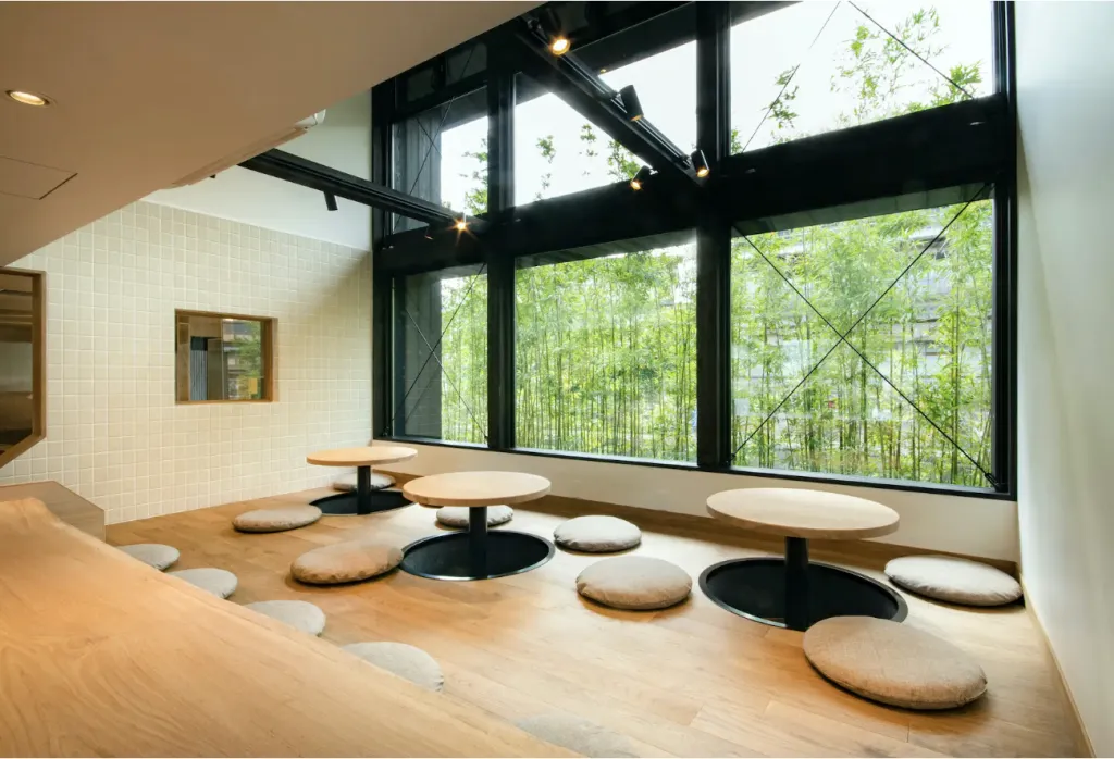 嵐山チャバティの内観