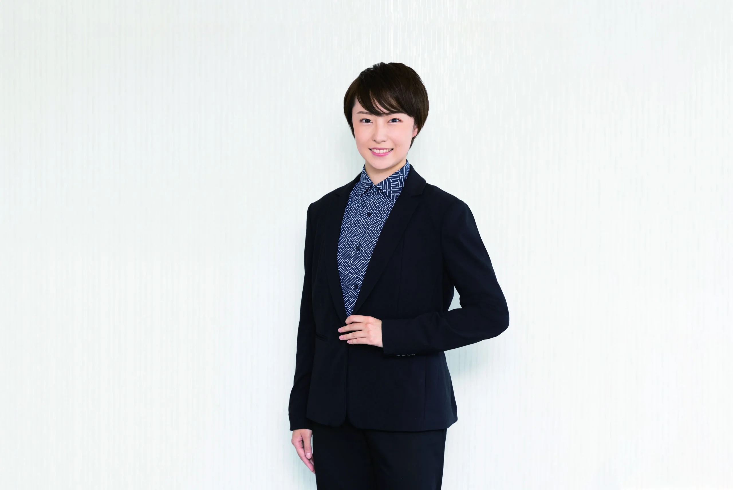 2023年阪急阪神  初詣ポスターモデルインタビュー 星組・馳 琉輝（はせ るき）さん「困難があっても常に前を向き、舞台を駆け抜ける人に」