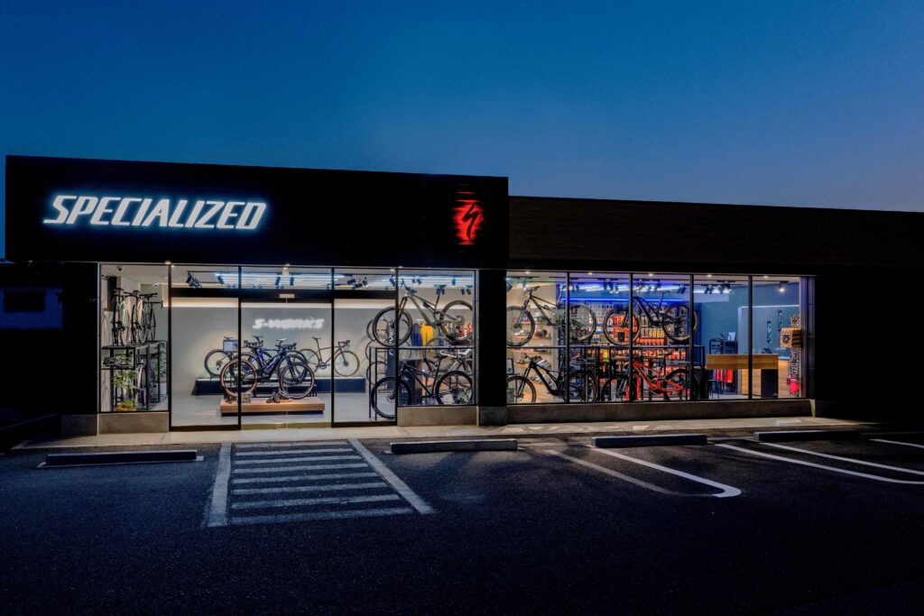 スペシャライズド 箕面の外観