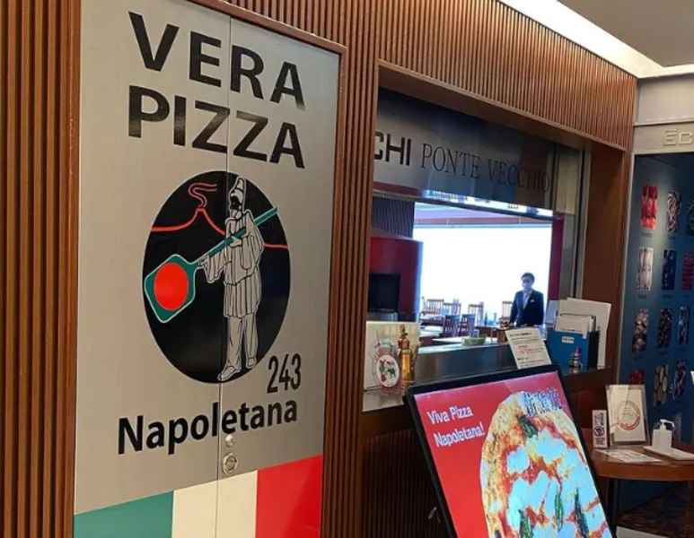 駅ポンテベッキオおしゃれな外観