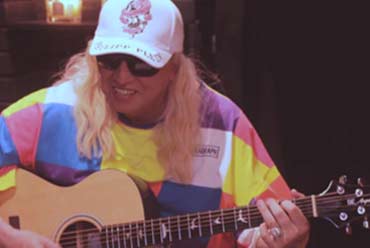 こうべこたつナイトに登場するDJKOO