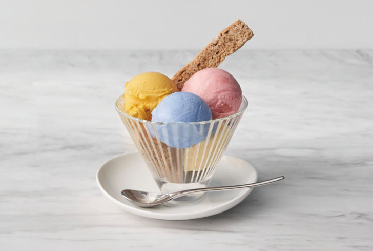 鮮やかな色のジェラート