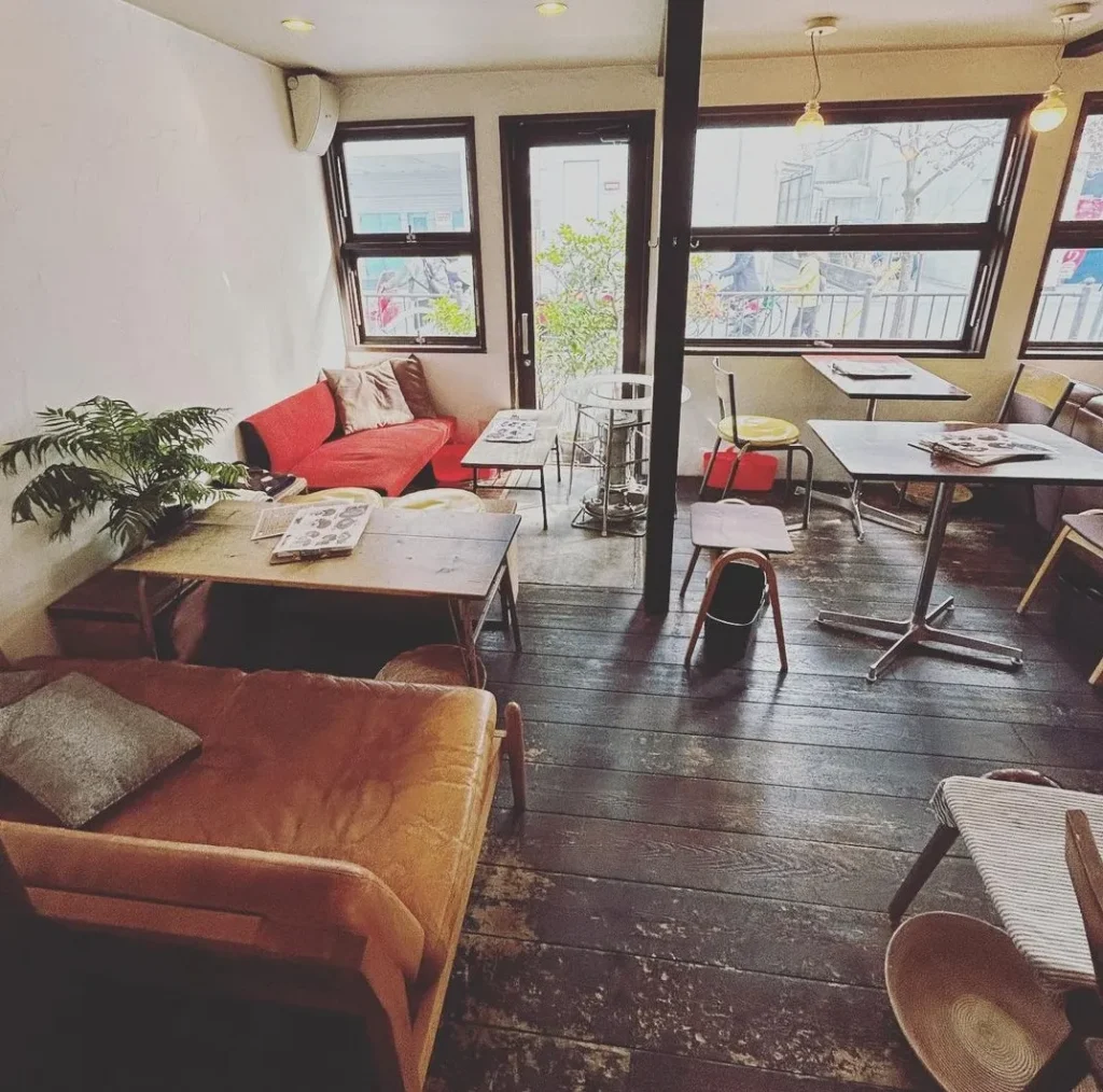 茨木市のカフェ小町の内観