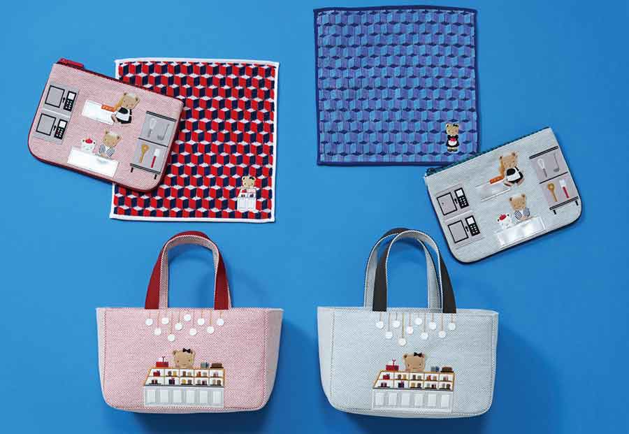 ファミリアとマモンエフィーユのコラボグッズ