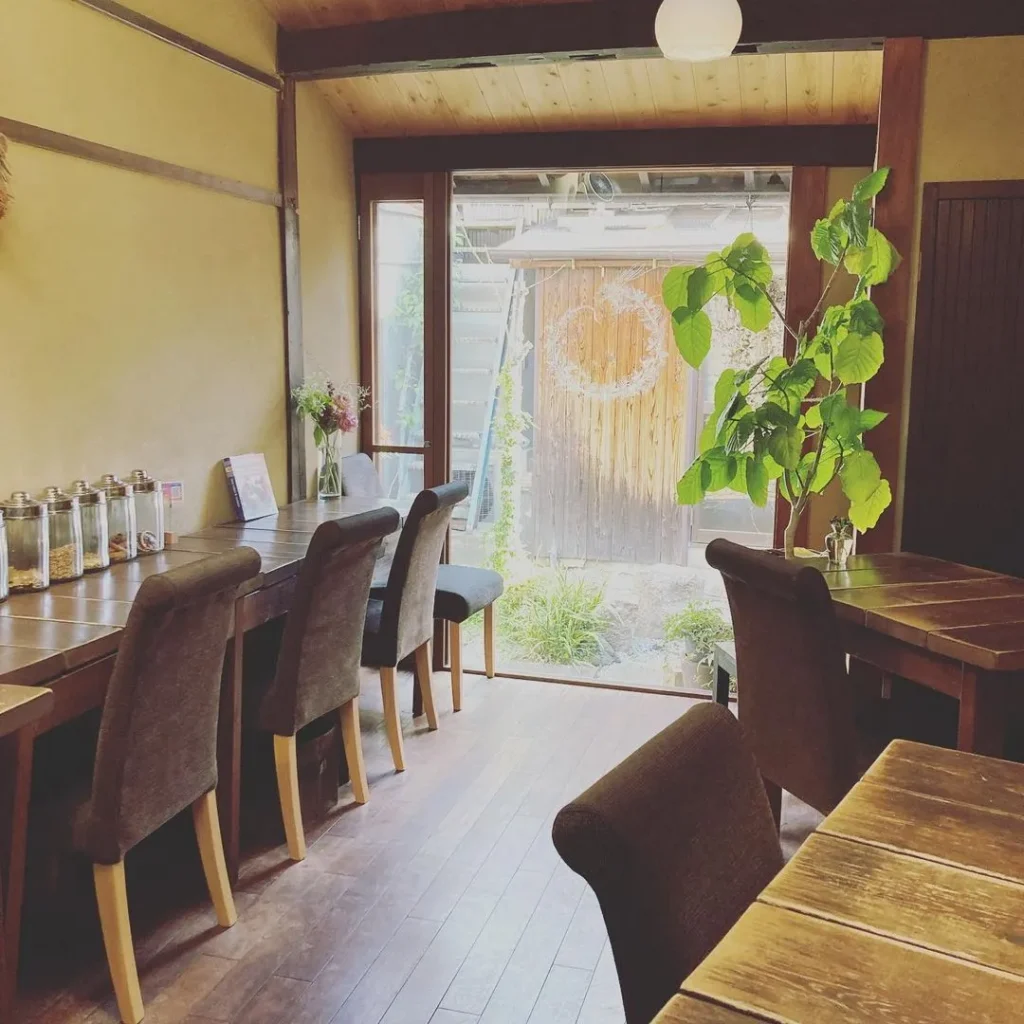 カフェ 火裏蓮花 内観