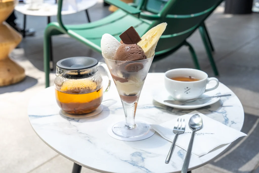 ピエール マルコリーニ グランフロント大阪店 「パフェ オ ショコラ」と「カカオ ティー」