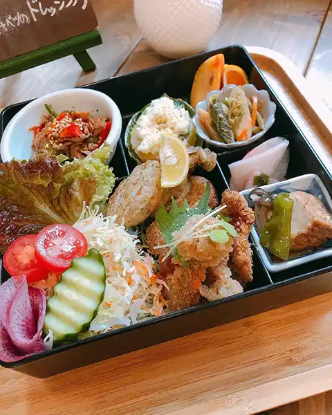 素食カフェrenのランチ