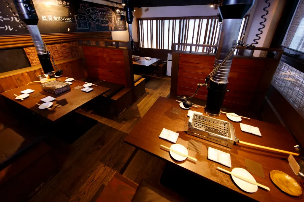 蔵四条寺町店テーブル席