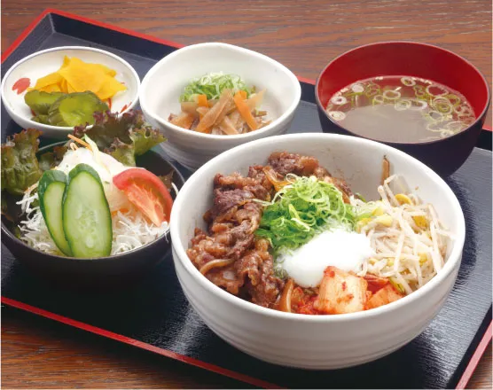 蔵四条寺町店カルビ焼肉丼定食
