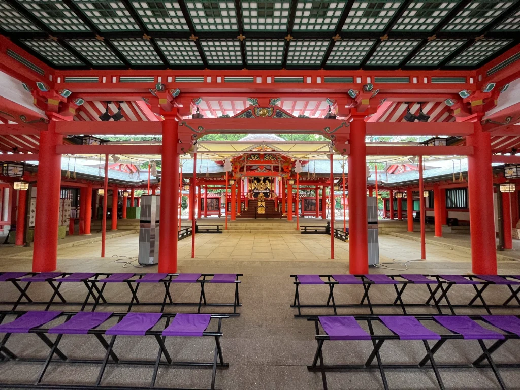 生田神社　拝殿