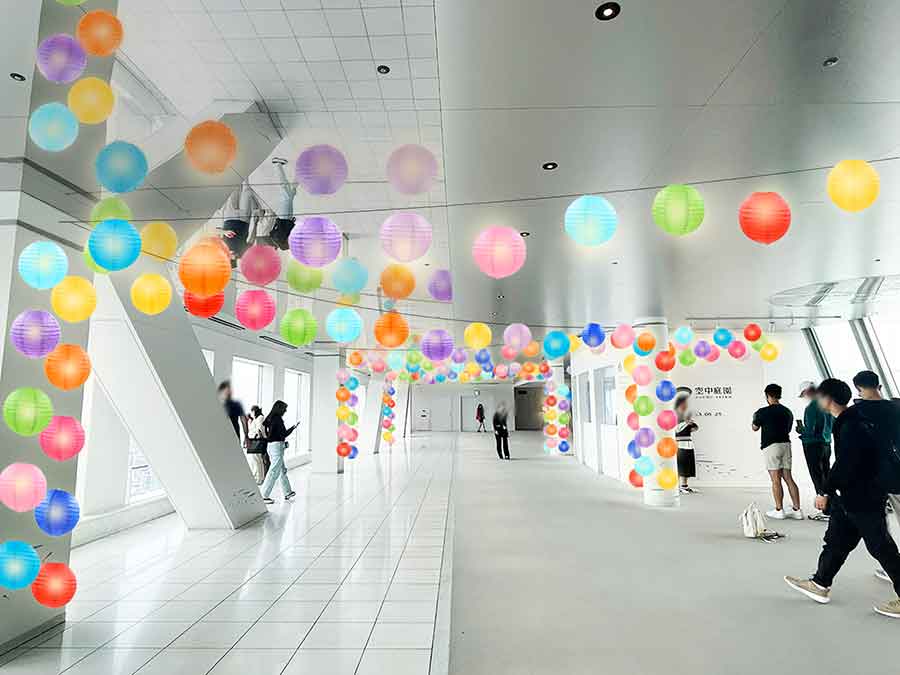 空中庭園展望台のランタンまつり