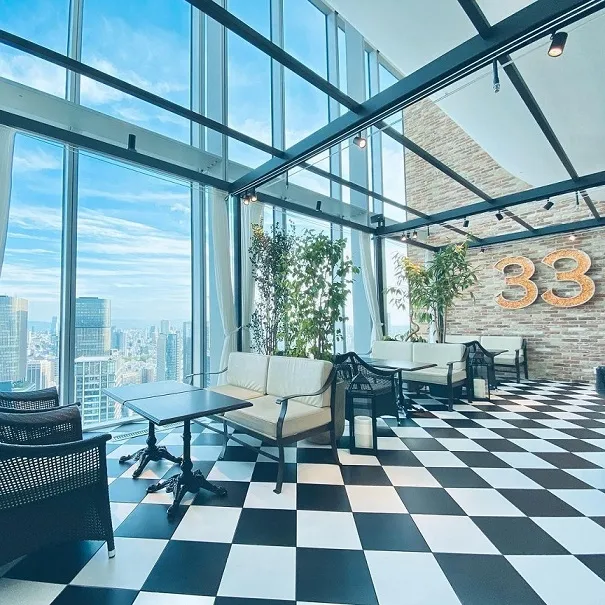 the33tea&barの内観