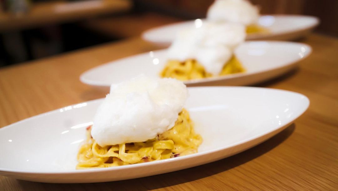 シェフ渾身「雲のカルボナーラ」を狙って！嵐山に大人のイタリアンカフェ「Brown eyes coffee 嵐山」が7/19オープン。