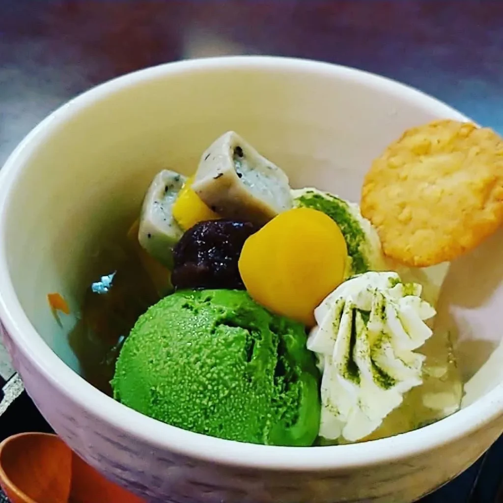 祇をんひつじカフェ 抹茶パフェ