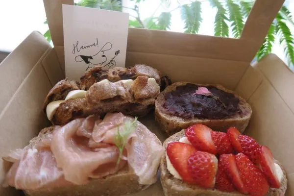 コーヒーとタルティーヌはんなのテイクアウトメニュー