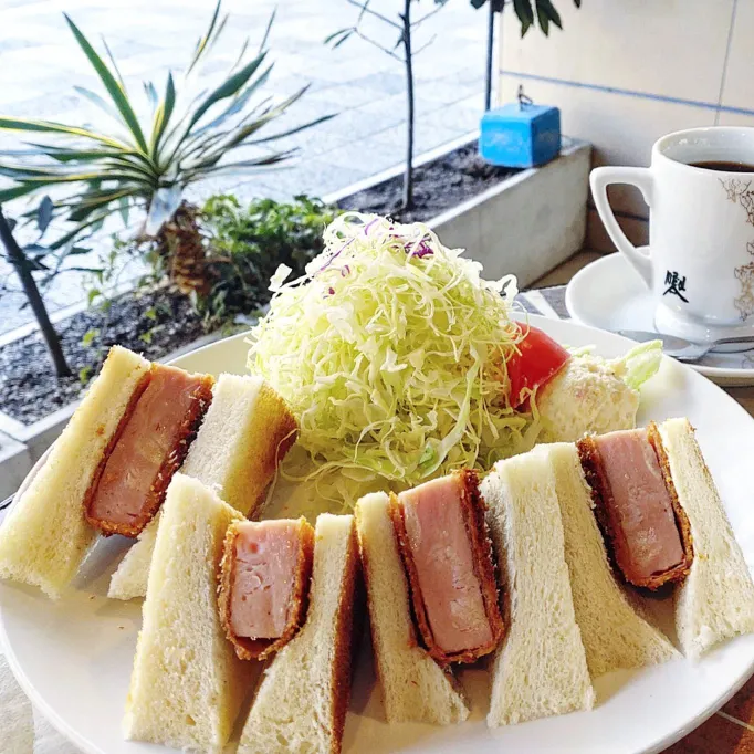 前田珈琲御池店ハムカツサンド