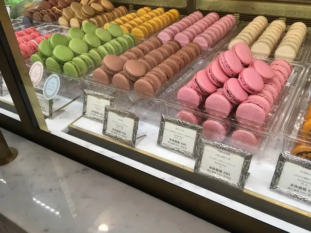 ラデュレ京都マカロン