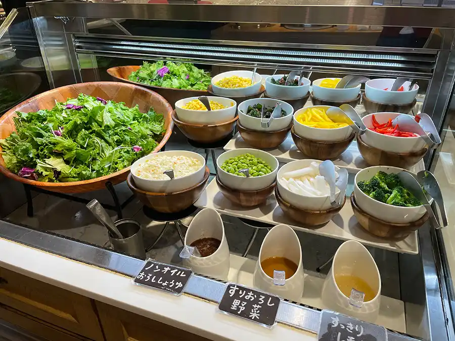 ケンタッキーフライドチキンのサラダコーナー