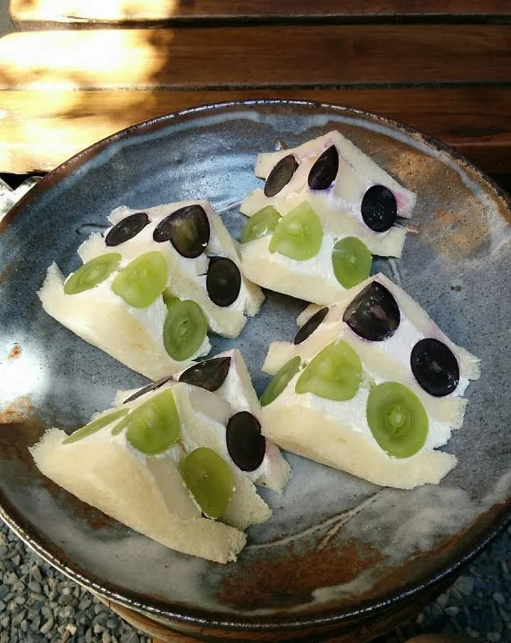 市川屋珈琲ぶどうサンド