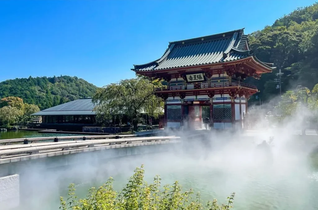 要クレジット　写真／@tsuna_photograhyさん（勝尾寺Instagram「勝ちフォトコンテスト」より）