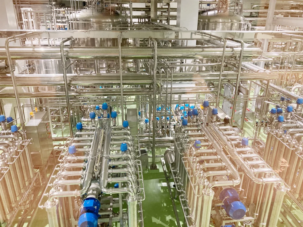 サントリー〈天然水のビール工場〉京都　ろ過