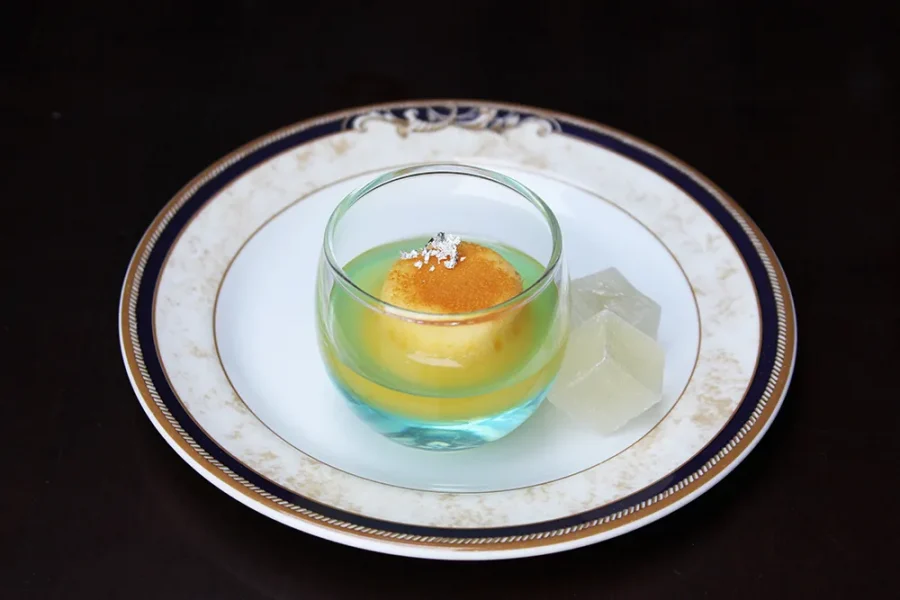 大山崎山荘美術館　「透きとおる青」