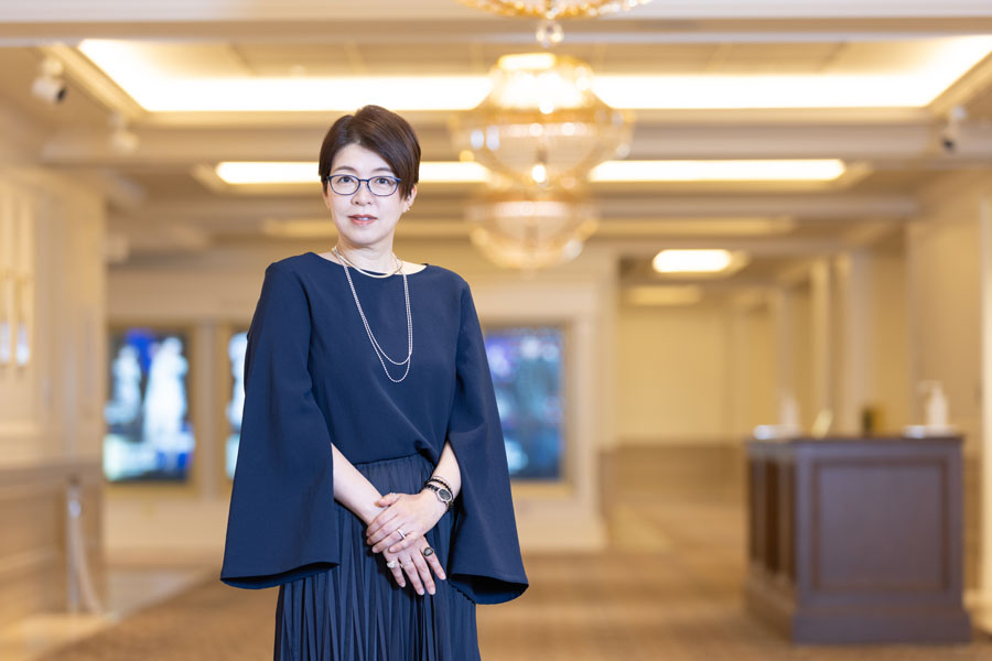 阪急西宮ガーデンズ15周年記念　小説家有川ひろさんスペシャルインタビュー