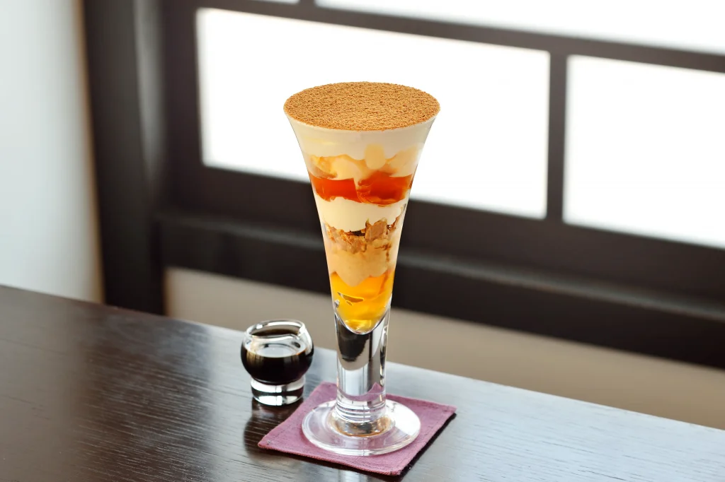 吉祥菓寮 祇園本店 焦がしきな粉パフェ