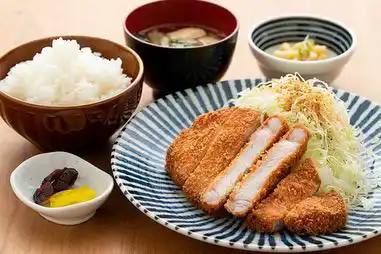 食堂森本のランチ定食