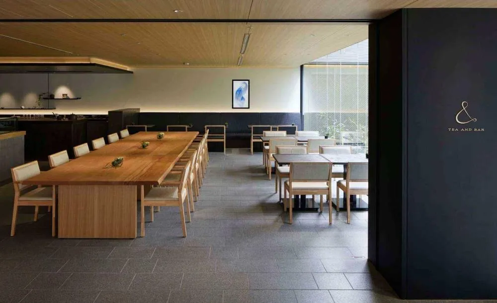 THE THOUSAND KYOTO TEA AND BARの内観