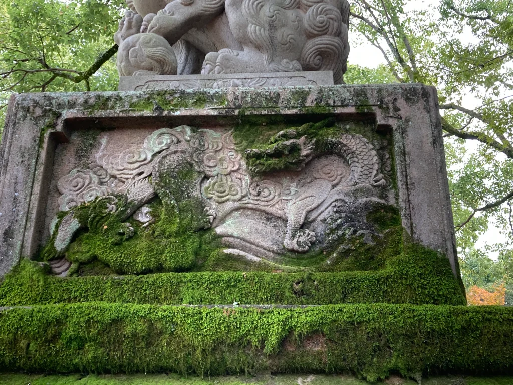 八坂神社　青龍モチーフ