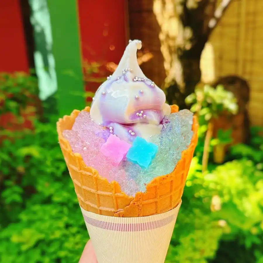 文の助茶屋の紫陽花ソフトクリーム