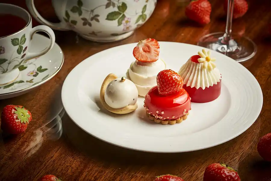 いちごアフタヌーンティーのスイーツ