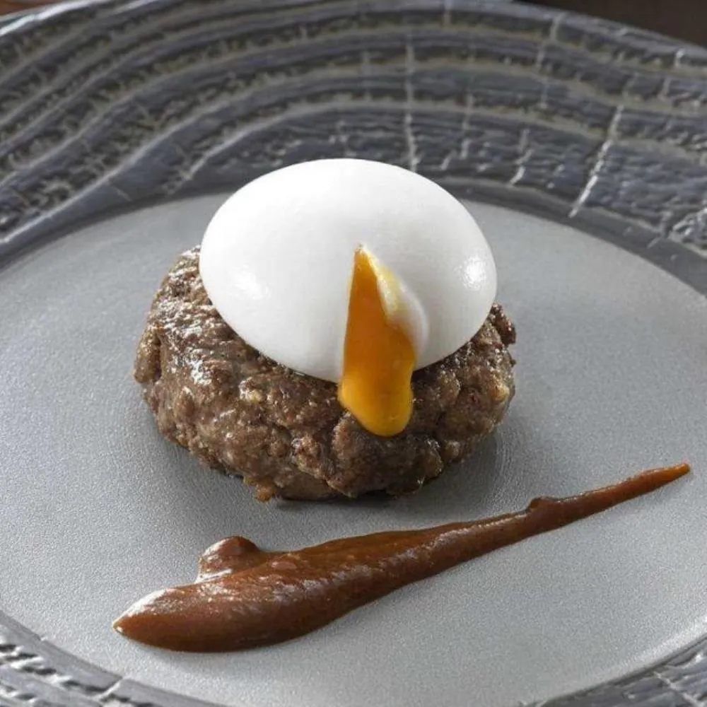 ロイヤルクラシックのいちごと肉ビュッフェ