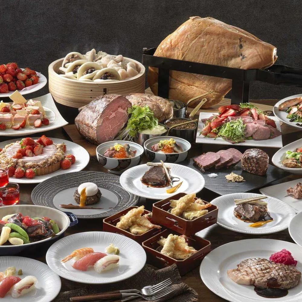 ロイヤルクラシックのいちごと肉ビュッフェ