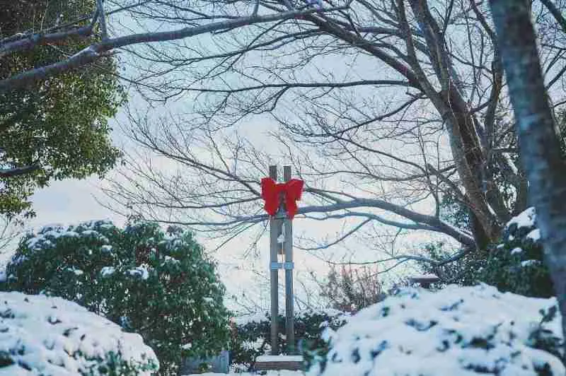 布引ハーブ園の誓いの鐘